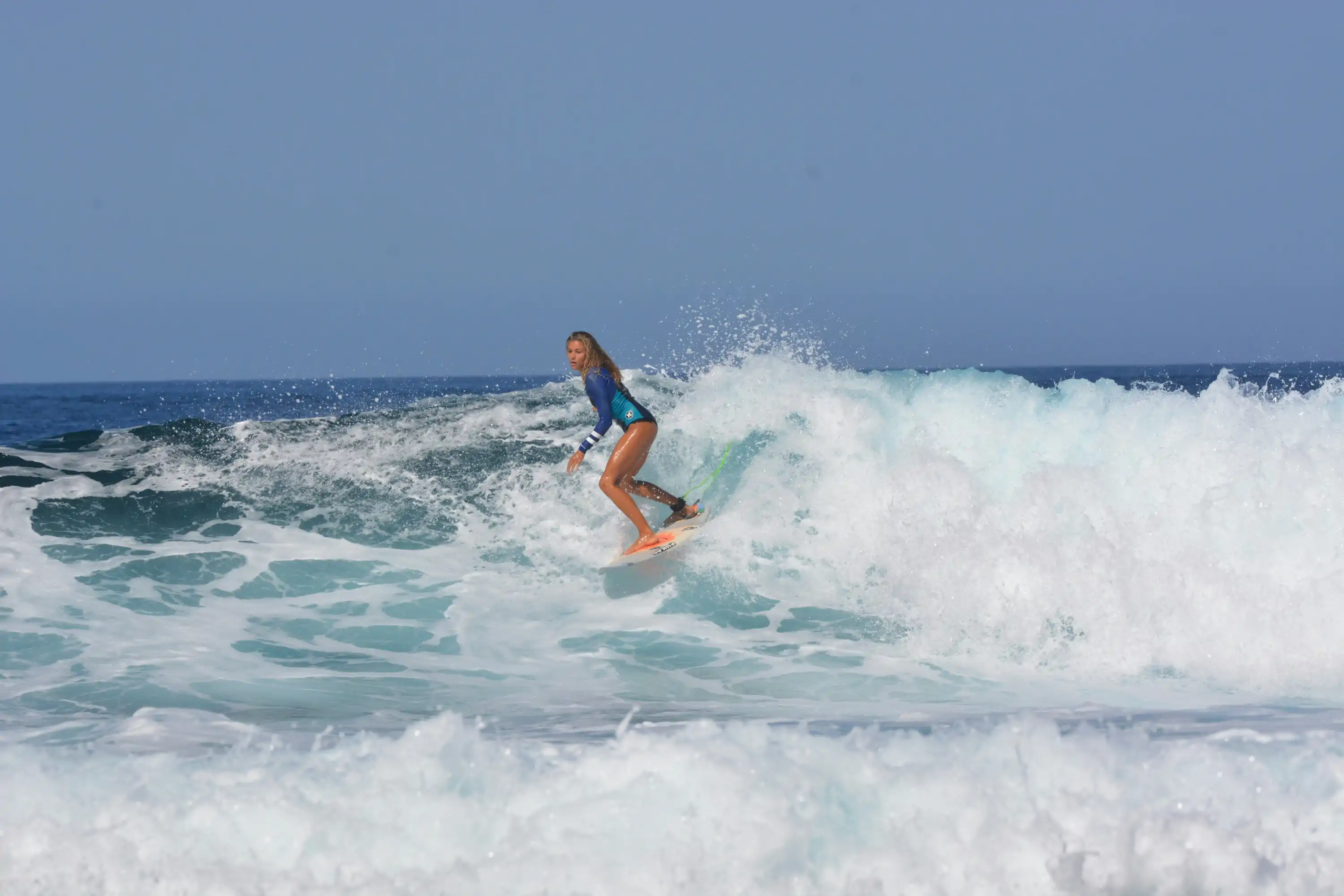 Beginner s Guide To Surfing In Lanzarote Visitlanzarote Beginner s Guide To Surfing In Lanzarote Visitlanzarote