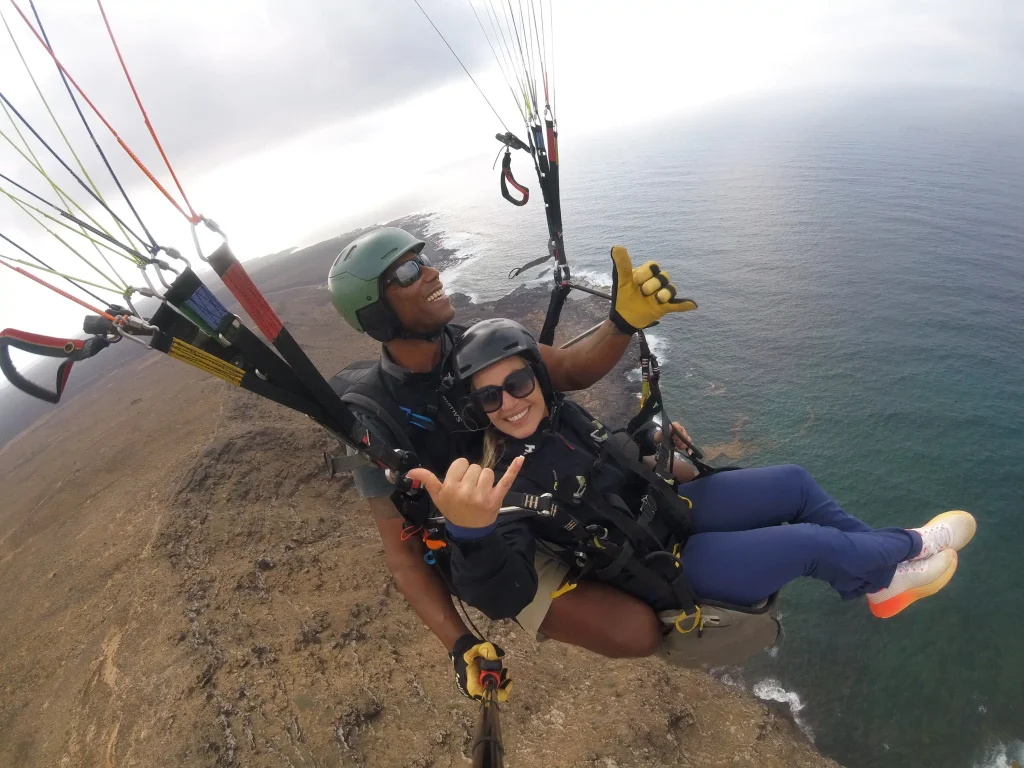 visit lazarote tandem paragliding